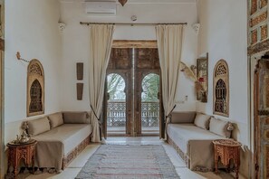 Interior - Riad Gypsum - Seven Bedroom Villa, Sleeps 15 (Marrakech)