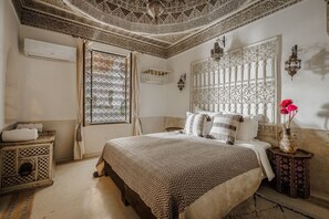 7 chambres, fer et planche à repasser, Wi-Fi, literie fournie