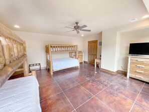 4 chambres, fer et planche Ă repasser, Wi-Fi gratuit, draps fournis
