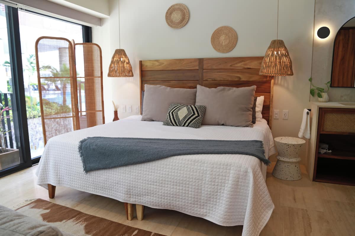 Studio | 1 bedroom, premium bedding, individually furnished, laptop workspace