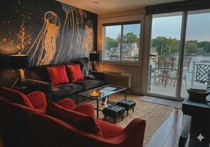 Smart TV, books, video library