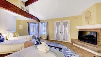 5 多间卧室、旅行婴儿床、免费 WiFi、床单