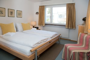 2 habitaciones, wifi gratis y ropa de cama 