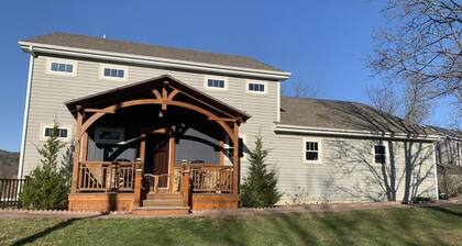 CREEKSIDE RETREAT 5 miles from Cooperstown, NY.