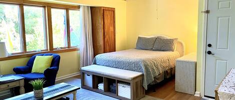 1 Schlafzimmer, BĂŒgeleisen/BĂŒgelbrett, kostenloses WLAN, BettwĂ€sche