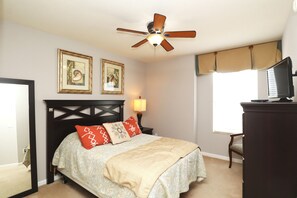6 bedrooms, iron/ironing board, WiFi, bed sheets