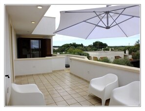 Terrace/patio - Apartment in the beautiful park of Portoselvaggio (nardo')