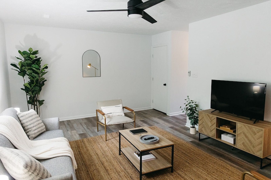 "Morning View 1" Cozy Modern Stay - College/hiking - Berea, KY