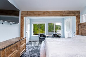 Room - Full Fresh Remodel on Quiet Lake (Alexander)