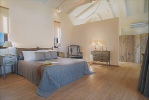 3 chambres, fer et planche à repasser, Wi-Fi gratuit, draps fournis