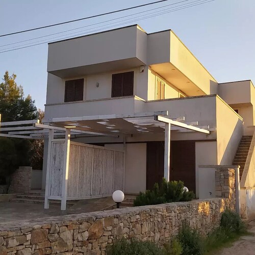 In the beautiful park of Portoselvaggio we rent apartments