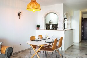 Dining - Calahonda Breathtaking Sea Views and Parking (Mijas Costa)