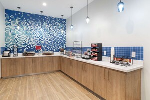 Desayuno buffet incluido todos los días 