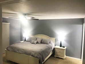 3 多间卧室、客房内保险箱、熨斗/熨衣板、免费 WiFi