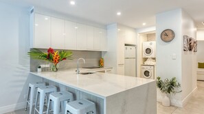 Coffee/tea maker - 7 Plantation House - Beachfront Location (Port Douglas)