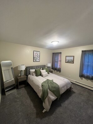 4 Schlafzimmer, Reisekinderbett, WLAN, Bettwäsche