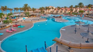 Indoor pool, 4 outdoor pools