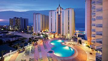 Piscine couverte, piscine extérieure