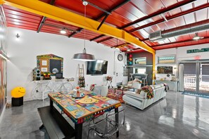 Game room - The ArtHouse: Where Industrial Charm Meets Creative Inspiration (St. Augustine)