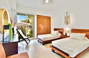 3 bedrooms, WiFi, bed sheets, wheelchair access