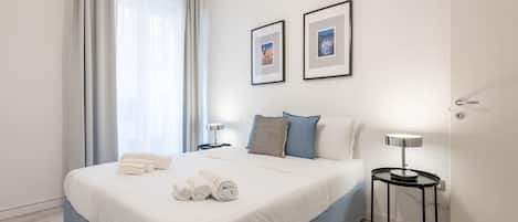 2 habitaciones, tabla de planchar con plancha, wifi y ropa de cama