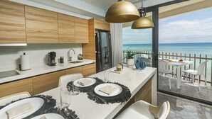 Iron/ironing board, WiFi (free), bed sheets - It beach (Playa del Carmen)