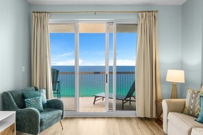 Smart TV, reproductor de DVD y libros 