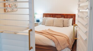 2 多间卧室、熨斗/熨衣板、WiFi、床单