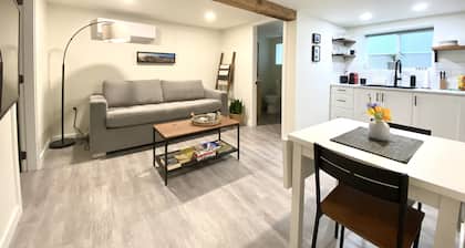 Quaint, Clean and Modern Home