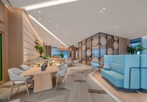 Restaurant - EVEN Hotel Shenzhen Guangming Cloud Park by IHG (Shenzhen)