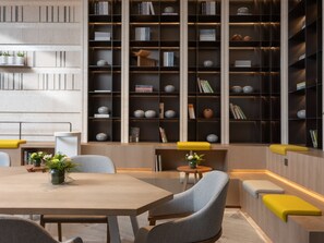 Restaurant - EVEN Hotel Shenzhen Guangming Cloud Park by IHG (Shenzhen)