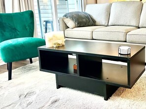 Smart TV, fireplace, offices