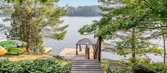 Muskoka Lakeshore Cottage Bliss, Sleeps 10 in winter, 16 in spring, summer, fall