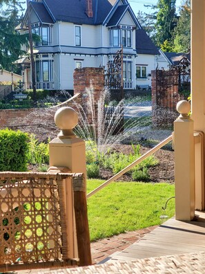 Garden - The Adams Pragge House (Port Townsend)