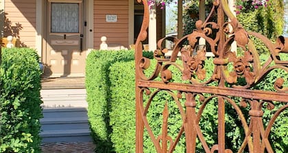 The Adams Pragge House