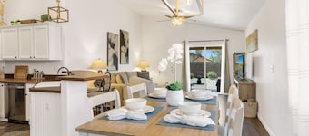 Wonderful Vacation Home - Trails, Golf & Dining