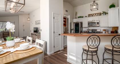 Wonderful Vacation Home - Trails, Golf & Dining