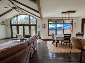 Téléviseur connecté, livres