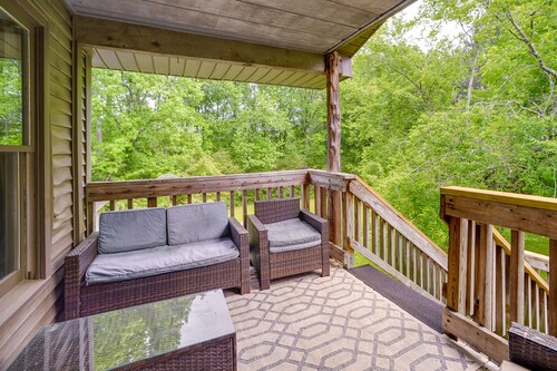 6 Mi to Scottsboro: Pet-Friendly Cabin Apt