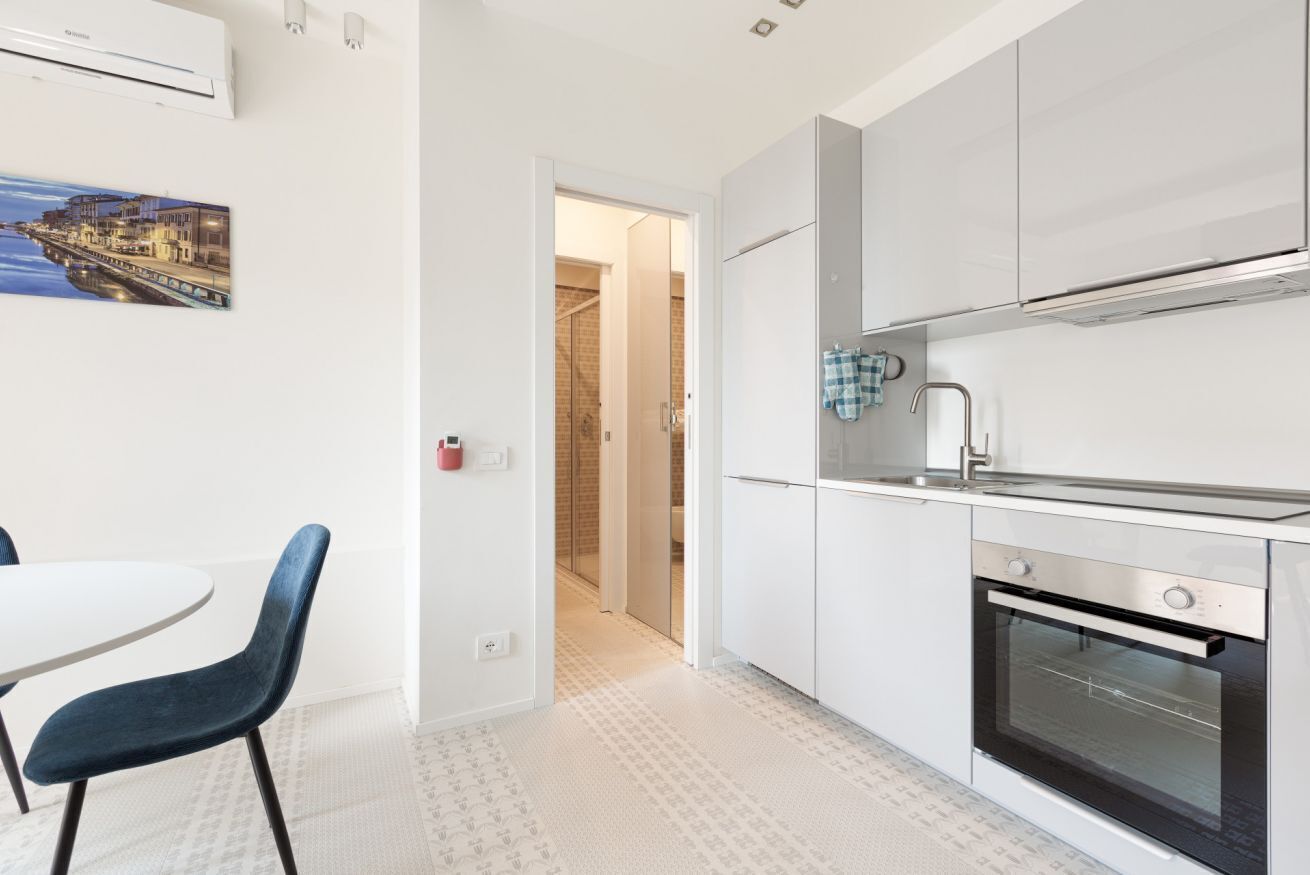 Microwave, oven, dishwasher