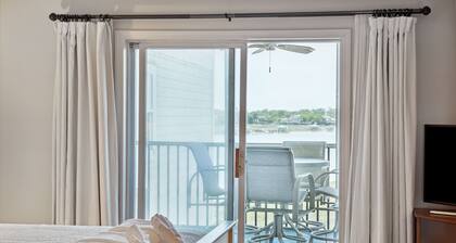 River Views, Community Pool & Dock, Screen Porch, Indoor & Outdoor Dining