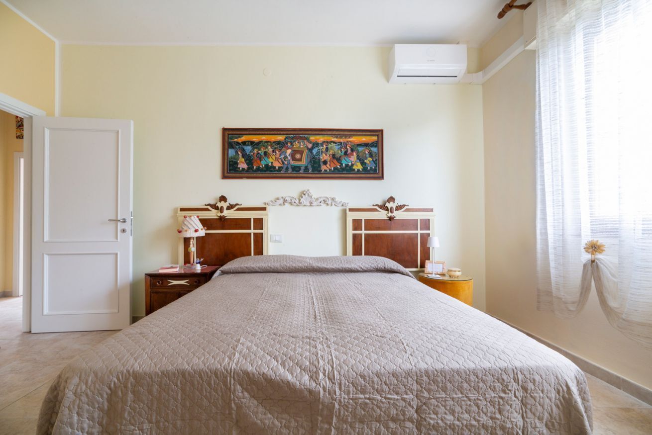 3 chambres, bureau, Wi-Fi, draps fournis