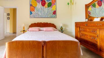 3 Schlafzimmer, Schreibtisch, WLAN, Bettwäsche
