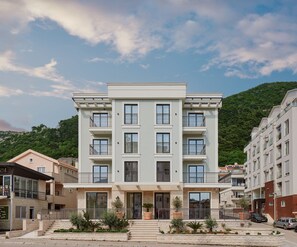 숙박 시설 정면