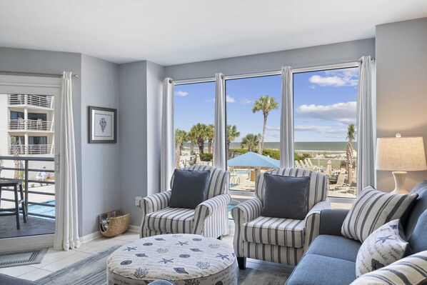 Smart TV - Oceanfront at Villamare! Pool and Ocean Views. (Hilton Head Island)