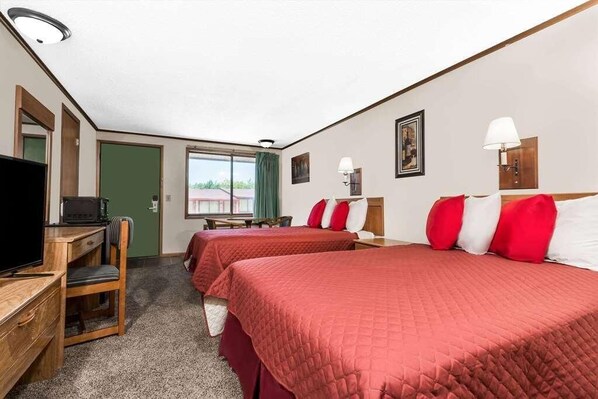 1 bedroom, iron/ironing board, free WiFi, bed sheets - Enjoy Your Stay at Knights Inn Ashland! Pool, Picnic Area, Parking, WiFi (Ashland)