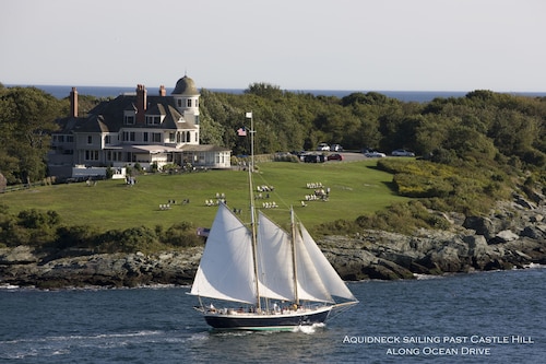 Water Views from nearly Every Room! 3BR 3BA Luxury in Portsmouth RI