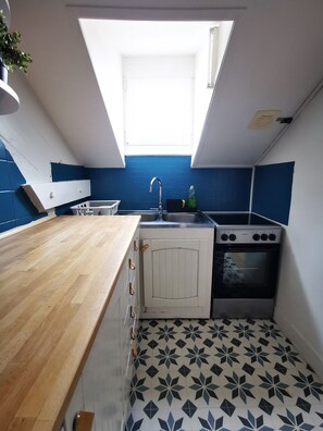 Private kitchen - Charming apartment 15mn of the center of Paris (Argenteuil)