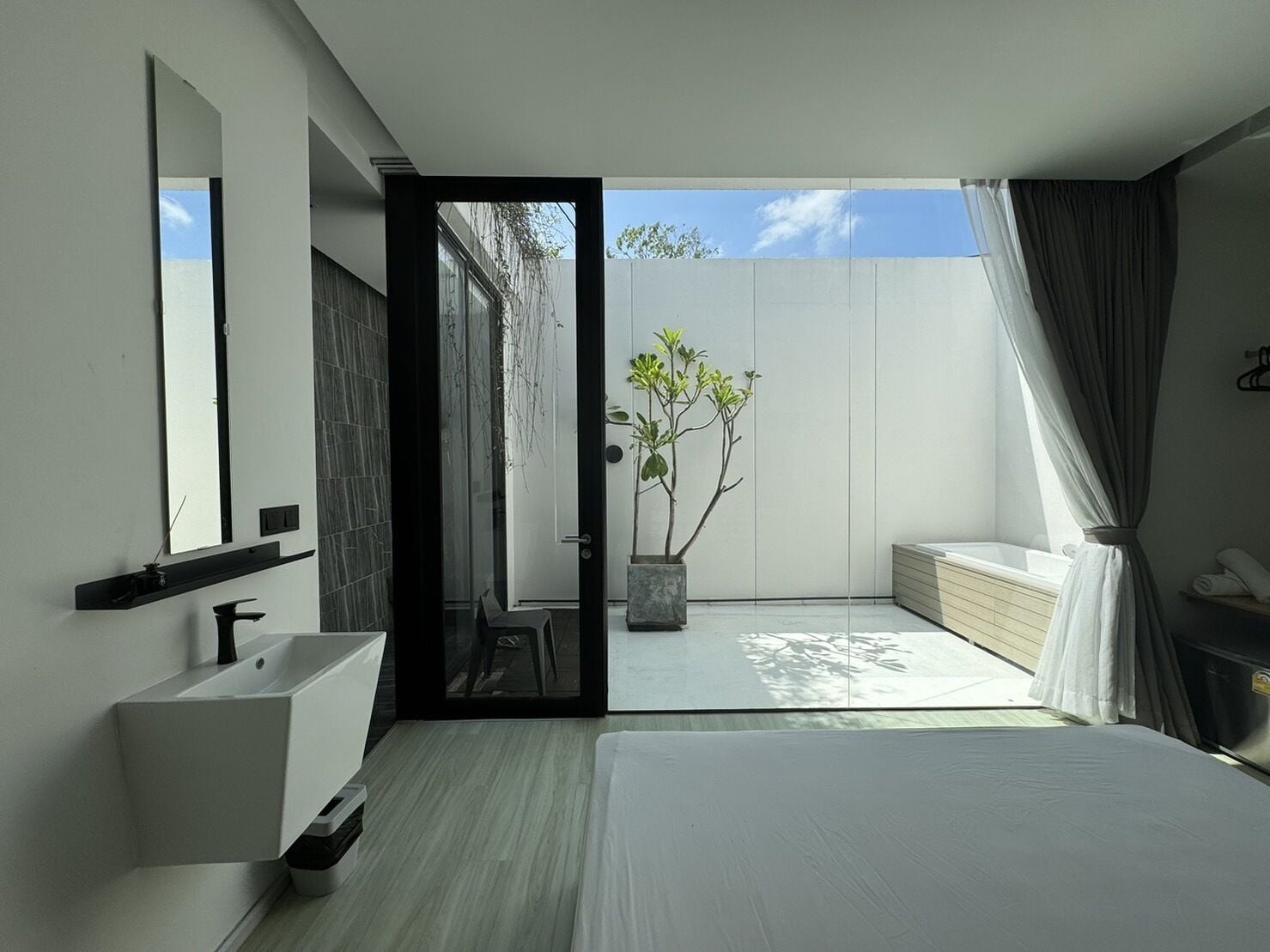 時尚開放式客房 | 浴室 | 提供毛巾