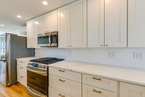 Fridge, microwave, oven, stovetop - Brigantine Waterfront Vacation Rental w/ Grill (Brigantine)